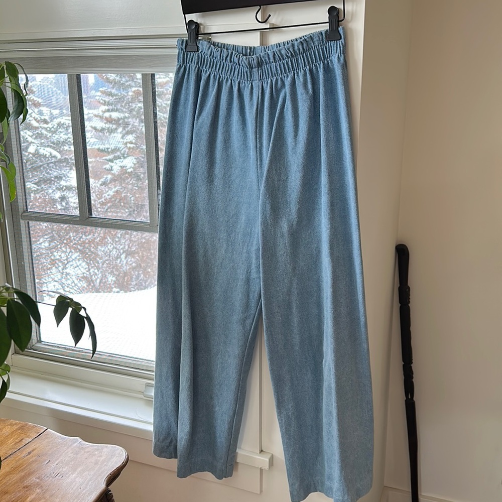 Wide leg jeans